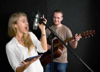 Yetişkinler İçin Özel Şan Dersi: Başlamak İçin Geç Değil!