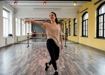 Dans Kursu Fiyatları: Sanat Yolculuğunuzda Doğru Yatırımı Belirleyen Kriterler